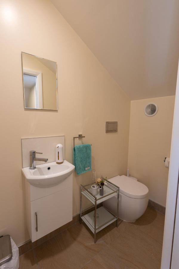 Khandallah Harbour View Bnb Wellington Exterior photo