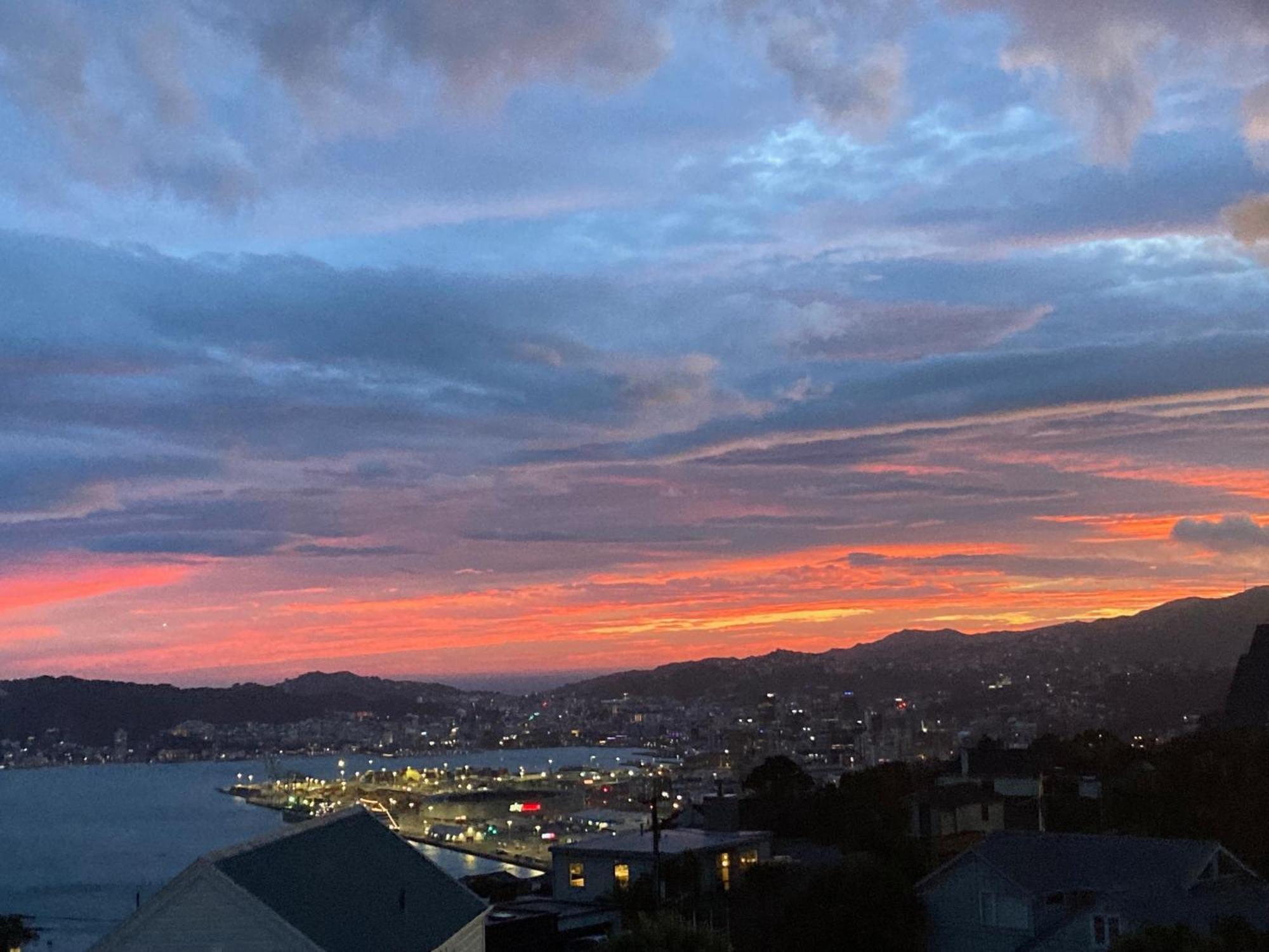 Khandallah Harbour View Bnb Wellington Exterior photo